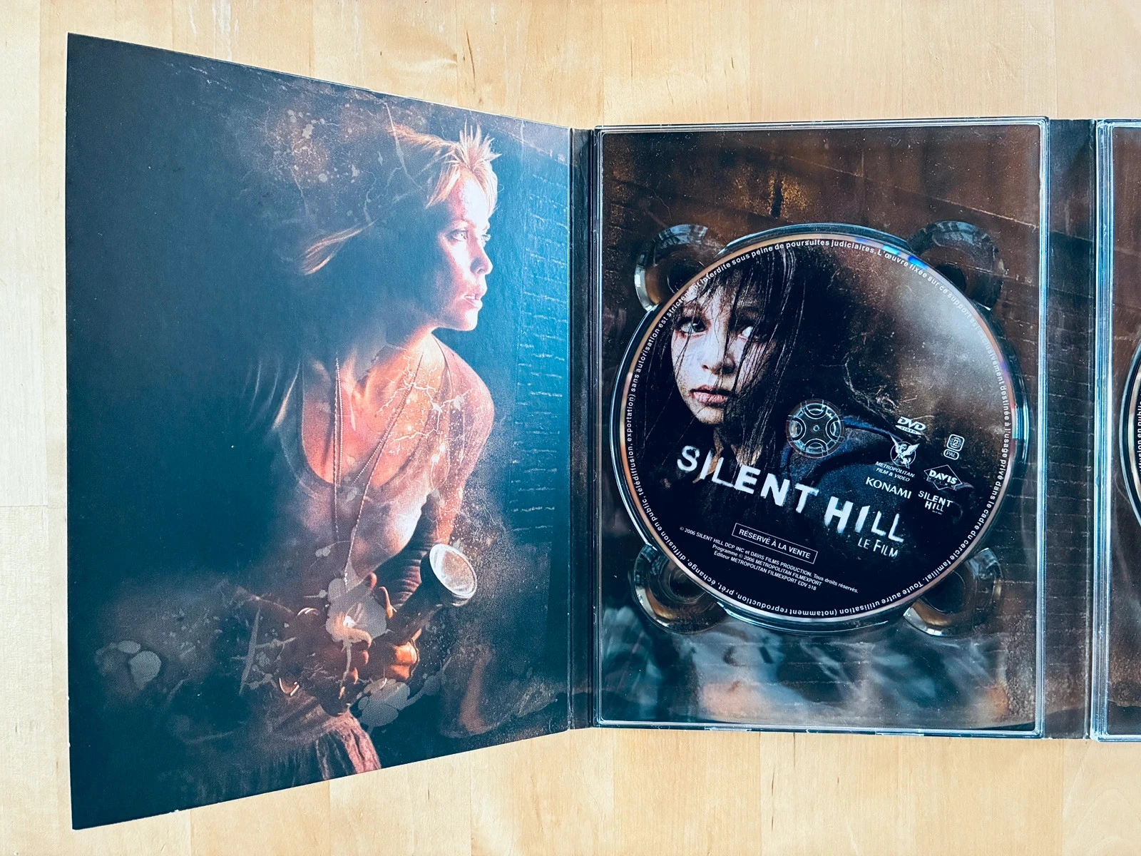 Coffret 2 DVD Silent Hill van Christophe Gans collector's editie. – photo 5